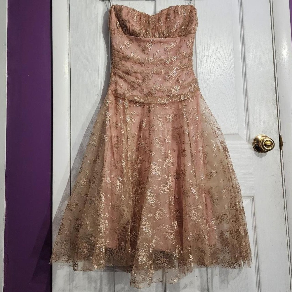 Vintage Y2K Dusty Pink Floral Lace Mini Strapless Prom Dress